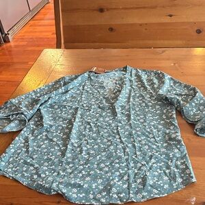 Chic Floral Teal Blouse for Women
